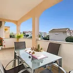 Lejlighed 1 Bedroom Cozy Apartment In Povljana Povljana